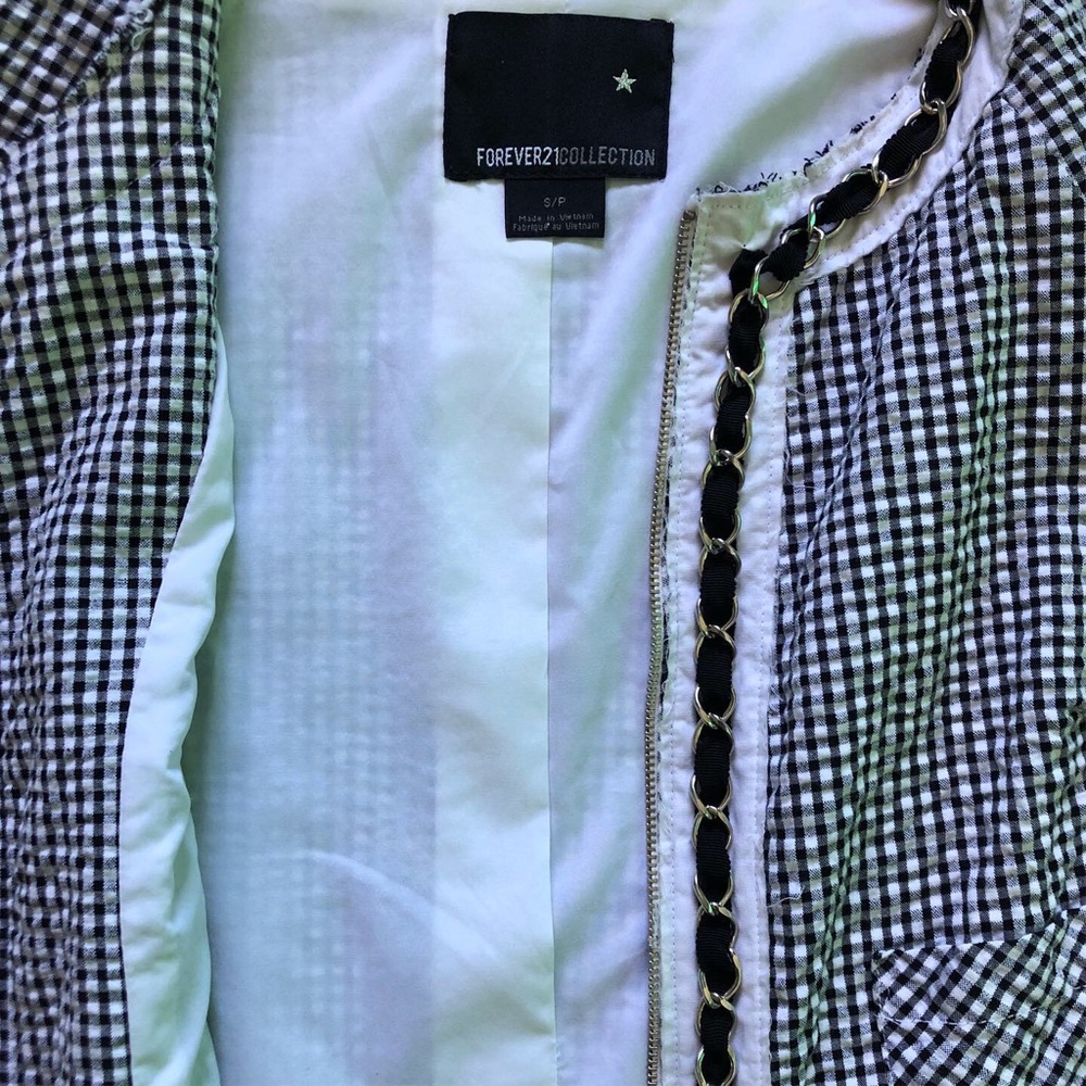 Gingham Top - Picture 5 of 5